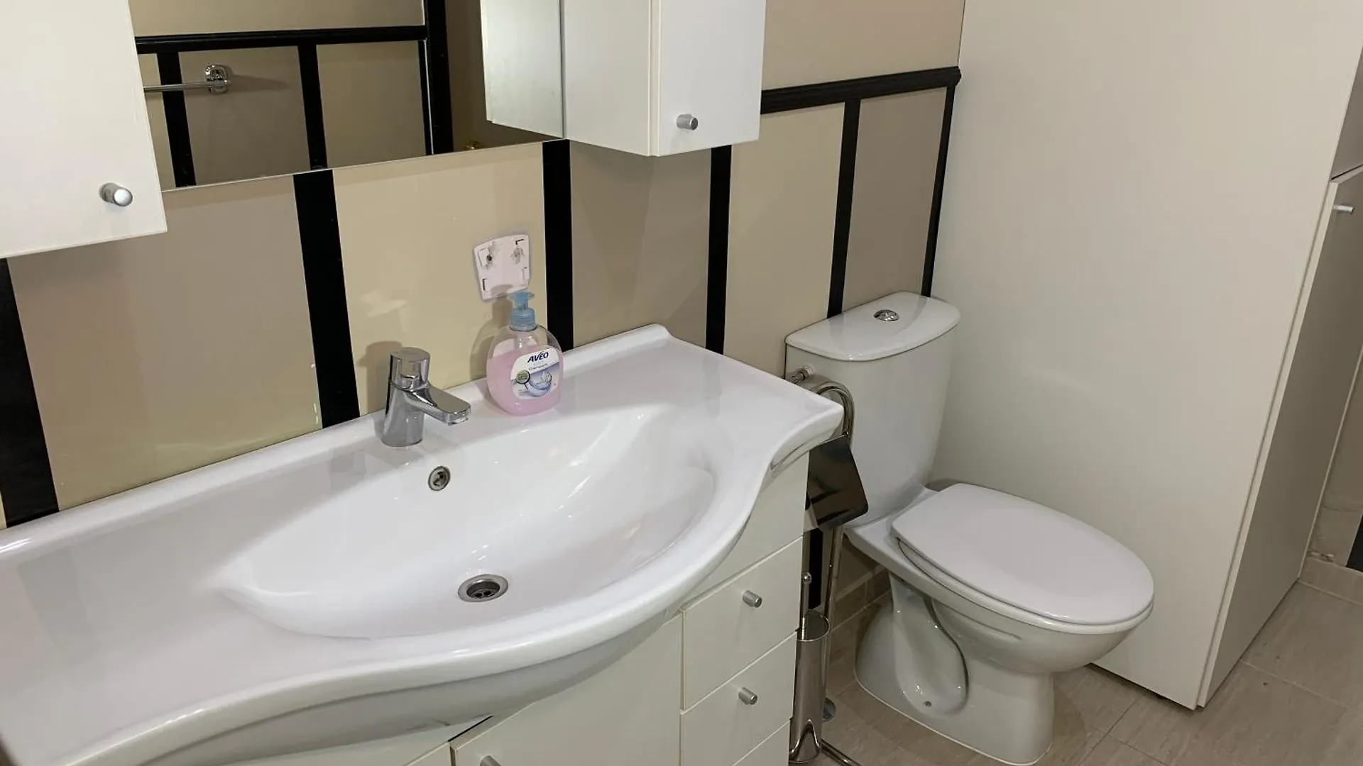 Prestige Apartments زادار